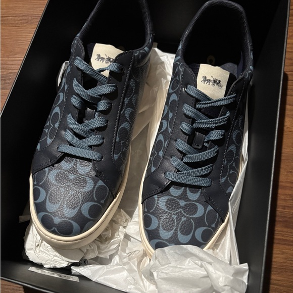 Coach Shoes - Picture 1 of 3